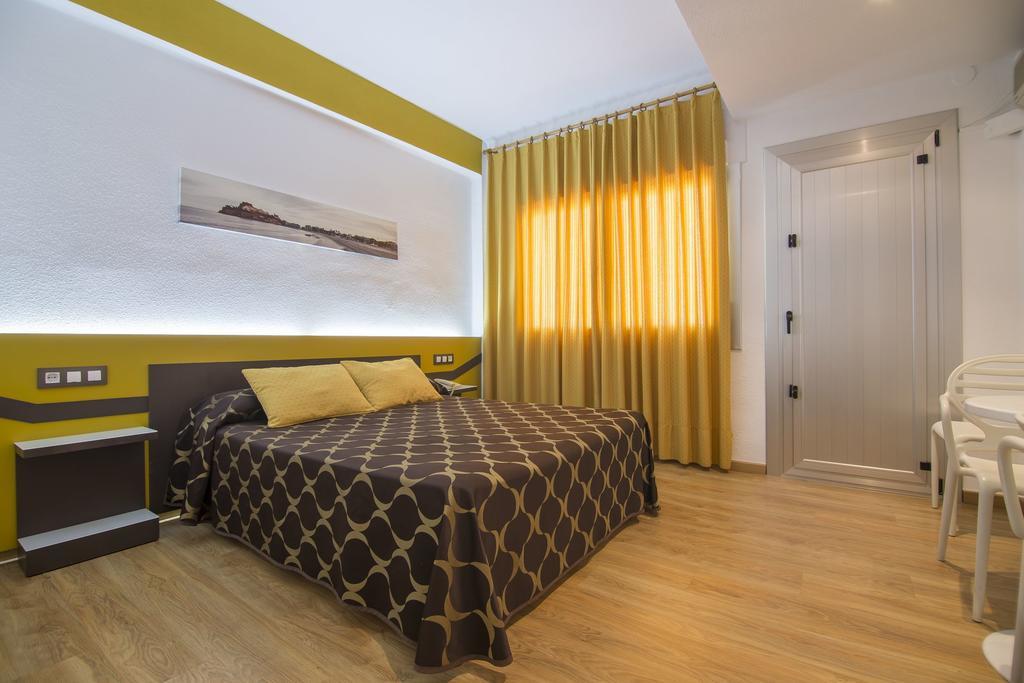 Hotel Playa Пеніскола Екстер'єр фото